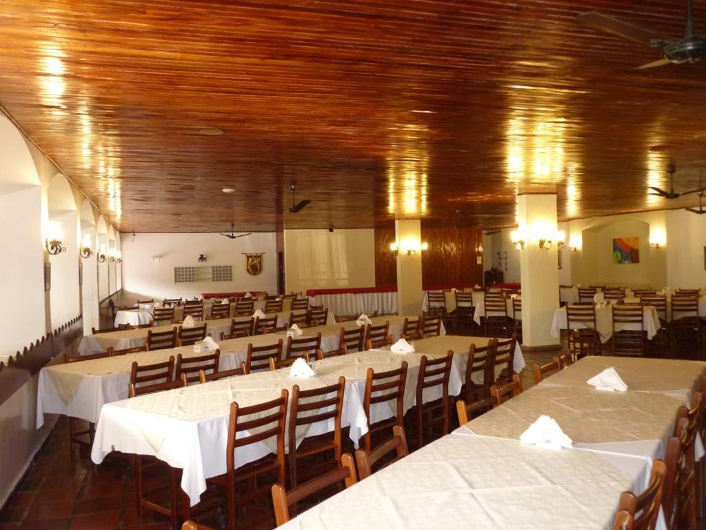 Flat Cavalinho Branco - Apto 509 Агуас-ди-Линдоя Экстерьер фото